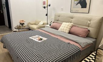 Fangdong Ling'er Xiang Dingdang Apartment (Huanhu North Road)