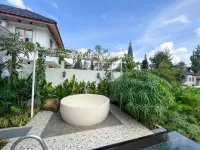 Villa Amethyst JB-3 Lembang 4Bedroom With Pool Hotels in Cigugur Girang