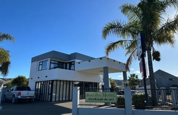 巴里納汽車旅館