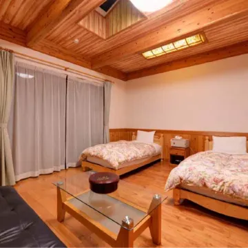 Nanaironoyu Hotel