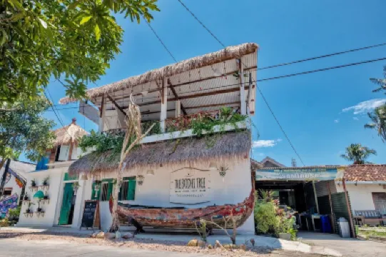 The Bodhi Tree Karimunjawa Hotels near Pulau Menjangan-besar