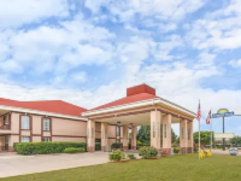 Ramada by Wyndham Olympia Hotels in Lacey