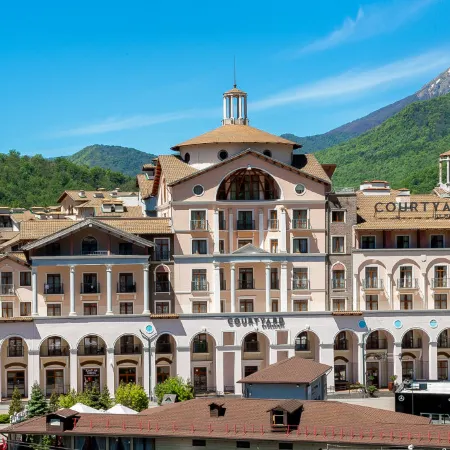 Courtyard by Marriott Sochi Krasnaya Polyana (Кортъярд Марриотт Сочи Красная Поляна)