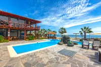 Apart Hotel Las Cherelas - Pools