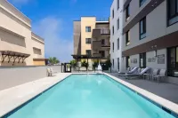 Holiday Inn & Suites Monterey Park - Los Angeles - Beach