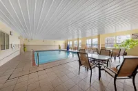 Best Western Greentree Inn  Suites - Pools