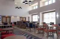 Hampton Inn & Suites Riverton - breakfast