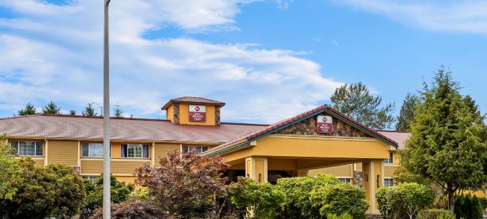 Best Western Plus Parkway Inn Hotels in Clackamas County