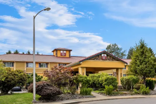 Best Western Plus Parkway Inn Hotels in Wilsonville