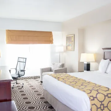 Baymont by Wyndham Delavan Near Lake Geneva