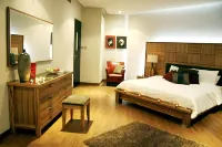 Dragon Hotel and Resort