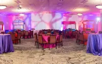 Parke Regency Hotel & Conf Ctr., BW Signature Collection Hotels in Bloomington