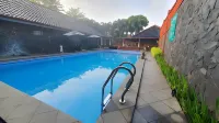 The Priangan Boutique Hotel @ Yos Sudarso - Kolam Renang