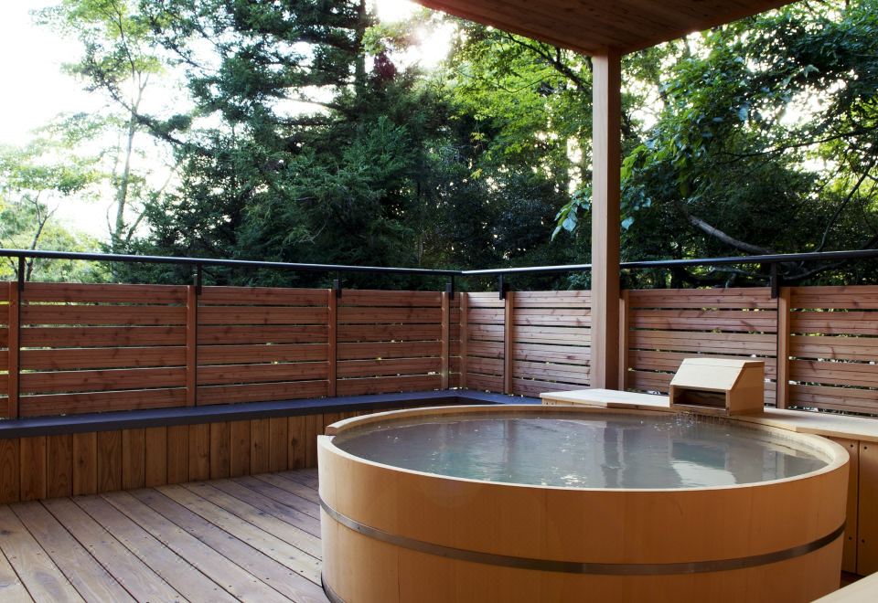 3. 하코네 리트리트..