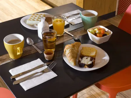 Hotel Ibis Budget Montpellier Centre Millenaire - Отели рядом с достопримечательностью «Университет Поль-Валери Монпелье 3»