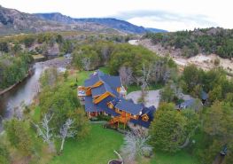 Rio Hermoso Hotel de Montaña