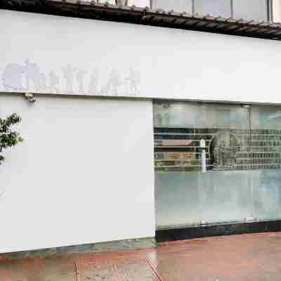 Townhouse Andheri Near Mumbai Airport We Stay Hotel Exterior