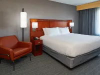 Courtyard Medford Airport Hotels near Rogue Valley International-Medford Airport