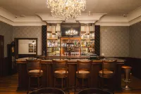 The Claridges Nabha Residence Mussoorie - bar