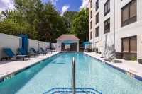 Hampton Inn & Suites by Hilton Alpharetta Roswell Hotels in Roswell