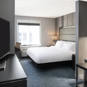 Fairfield Inn & Suites Boston Logan Airport/Chelsea Отели рядом с достопримечательностью «Финансовый район»