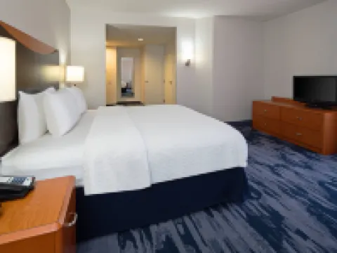 แฟร์ฟิลด์ อินน์แอนด์สวีทส์ ซีแอตเทิล เบรเมอร์ตัน โรงแรมในเบรเมอร์ตัน