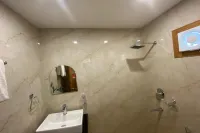 The Lake Land Country Club Residency Hotel a Howrah