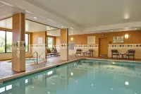 Hampton Inn McHenry - Pools