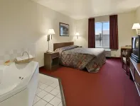 Days Inn by Wyndham Madison NE/Windsor Hotels in Waunakee