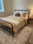 Cozy 1 Bed 1 Bath Apartment w/ Pool, Hot Tub, Gym, Pool Table, Arcade Games Отели в г. 