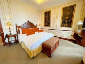 Plaza Grande Hotel