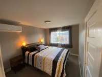 Cozy Cole St Home built in 1910 in Downtown Enumclaw イーナムクロー図書館周辺のホテル