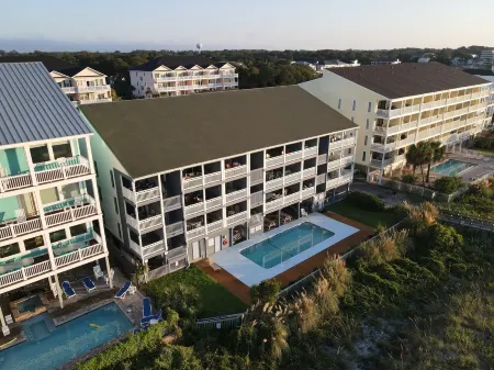 Charming 2/2 Oceanfront condo in N. Myrtle Beach, Pets, top floor balcony view. Отели в г. Север Миртл Бич