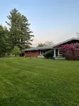 Close to town, the college and a beautiful serene surrounding - Homestays