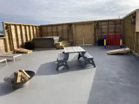 'Pond House' on Huge Horse Farm; Great for Young Families: Escape the City. Hotels in Orange County