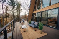Diamond View PA: A-Frame~Hot Tub~Sauna~Panoramic Mountain Views