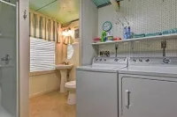 "REEL CATCH" 5 minutes from BEACH & FISHING CENTER! - Bintang 3
