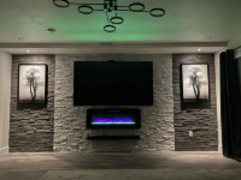 Luxury Walk out Basement 1100 sq ft• Private patio • Separate private entrance