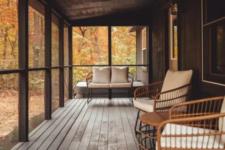 Hocking Hollows, cabin on 22 acres