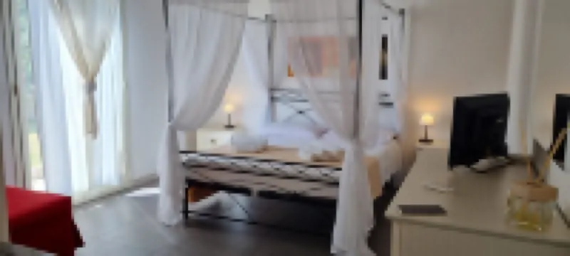 Romantic villa with pool, 5 minutes from the beach