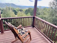 Bucket List Mountain Views, Cozy & Quiet Top Sugar Mountain Cabin, 2bd/2bath.