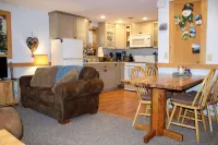 Welcome to The Driftwood Cottage! A cozy 2-bedroom home in Grand Marais, MI.