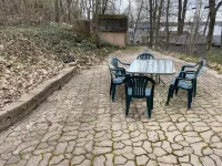 Country cottage, Baseline Lake . Come fish, kayak or enjoy a camp fire.