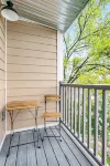 Beautiful 1-bedroom condo downtown with fitness room, river view, and a POOL!