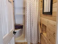 Cozy Northwoods Mini Cabin..... SAUNA/HOT TUB ATV/SNOWMOBILE TRAILS Hotels in Forest County