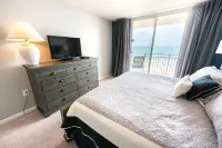 Beachfront Vacation Rental, With Amazing  Ocean Views!