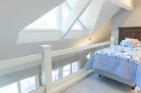 The Cozy Canal Condo