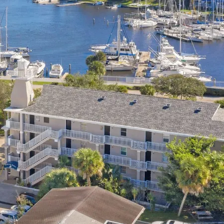 Haven Harbor Getaway