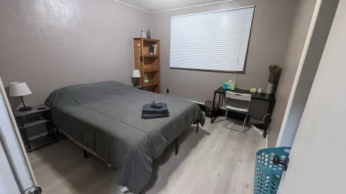 The Moorhead Place 2. Dog Friendly, Warm Home Near Colleges and Medical Centers