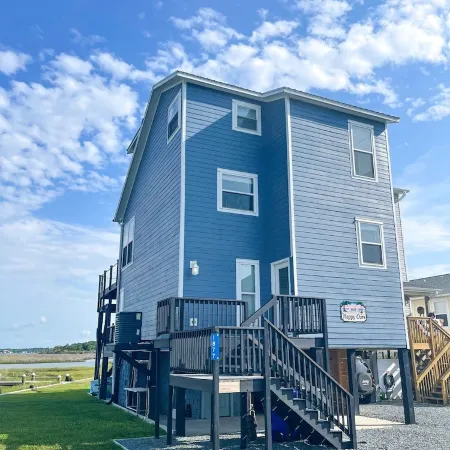 Happy Ours! Sound waterfront TH with dock stunning views! ~5 min walk to beach.
